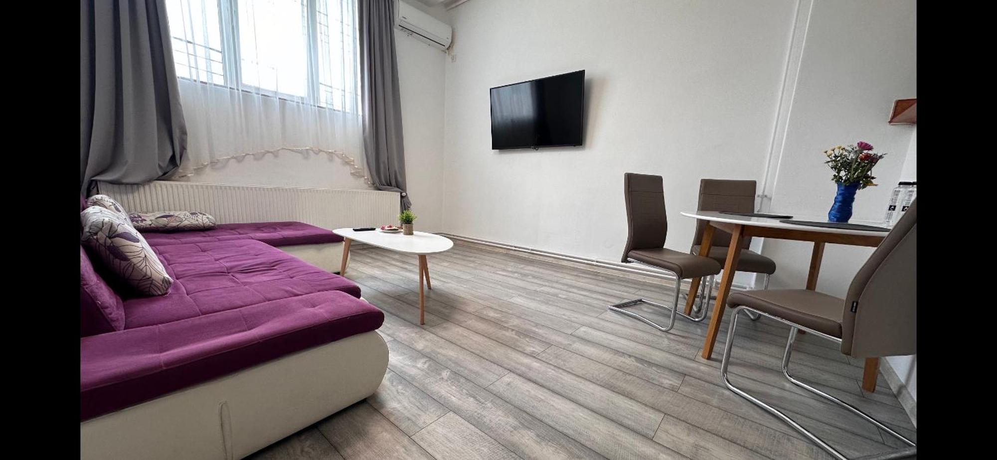 Neva Apartments Фегераш Екстер'єр фото